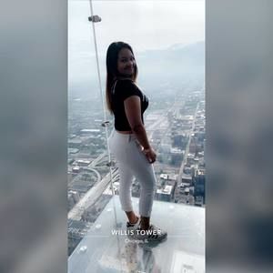 Meet your Posher, Nayely